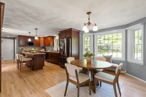 6 Bancroft Street Windham NH 03087