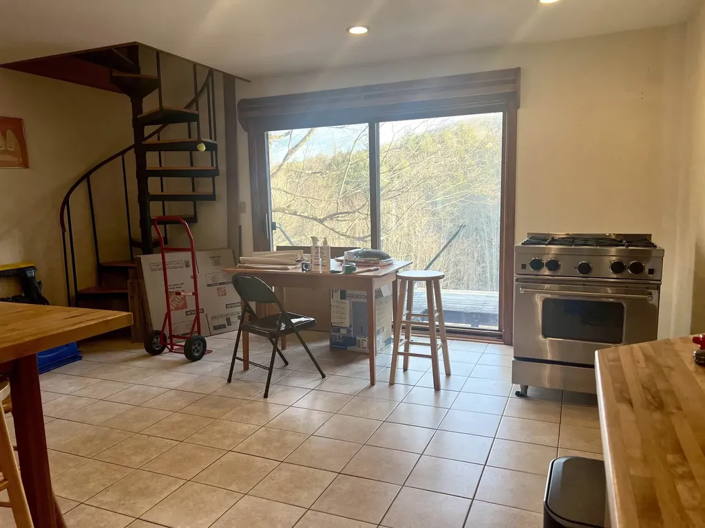 67 Draper Road Hartland VT 05048