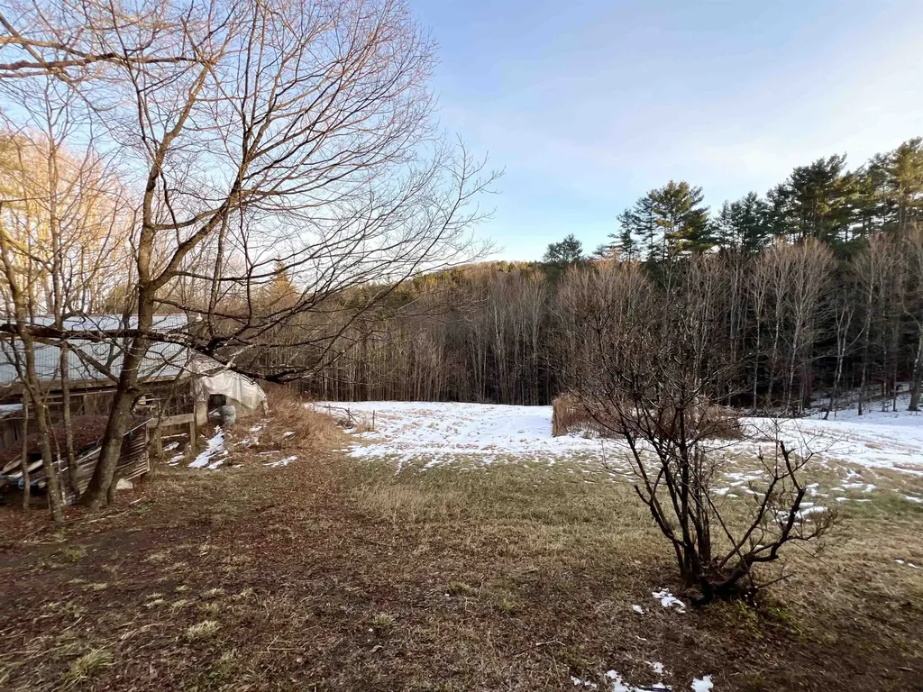 67 Draper Road Hartland VT 05048