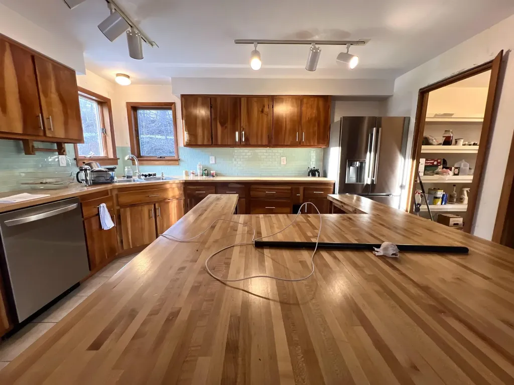 67 Draper Road Hartland VT 05048