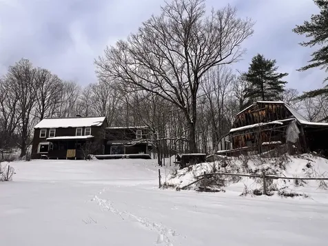 67 Draper Road Hartland VT 05048