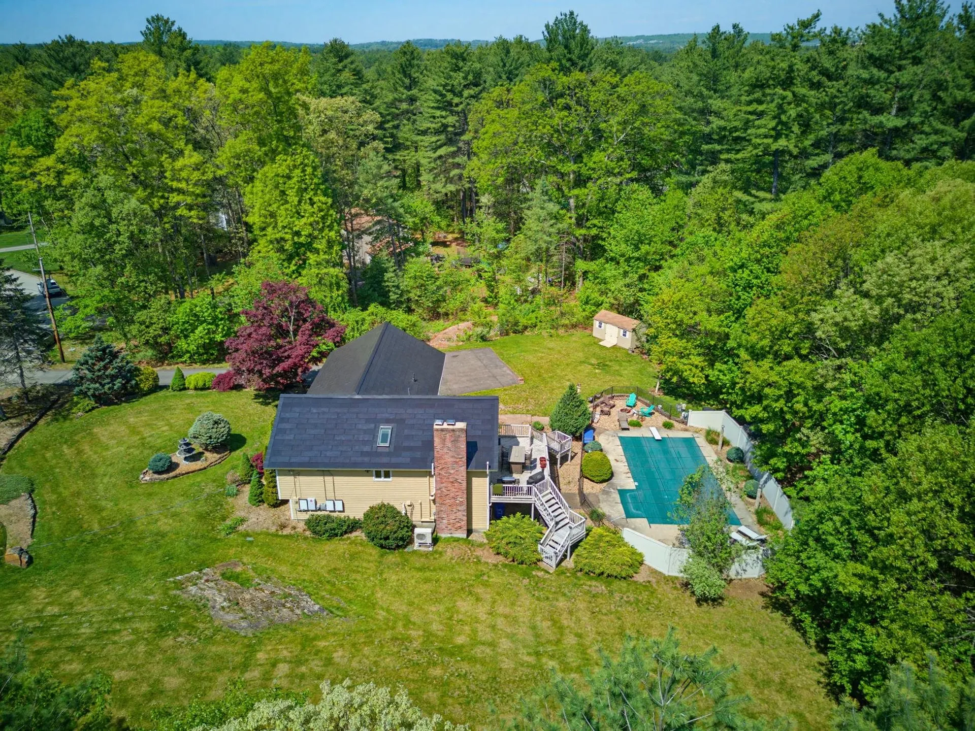 54 Schaefer Circle Hudson NH 03051