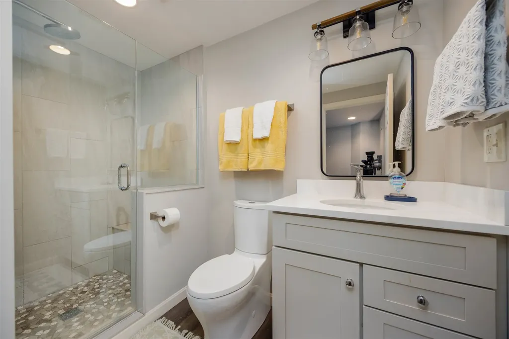 841 Cove Drive Grantham NH 03753
