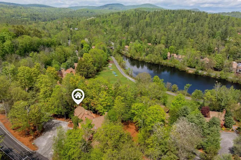841 Cove Drive Grantham NH 03753