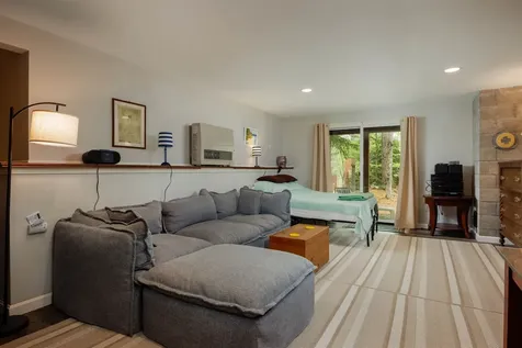 841 Cove Drive Grantham NH 03753