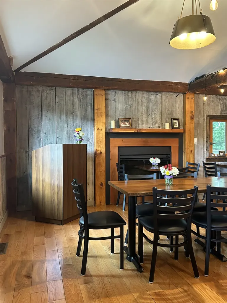6163 Main Street Waitsfield VT 05673