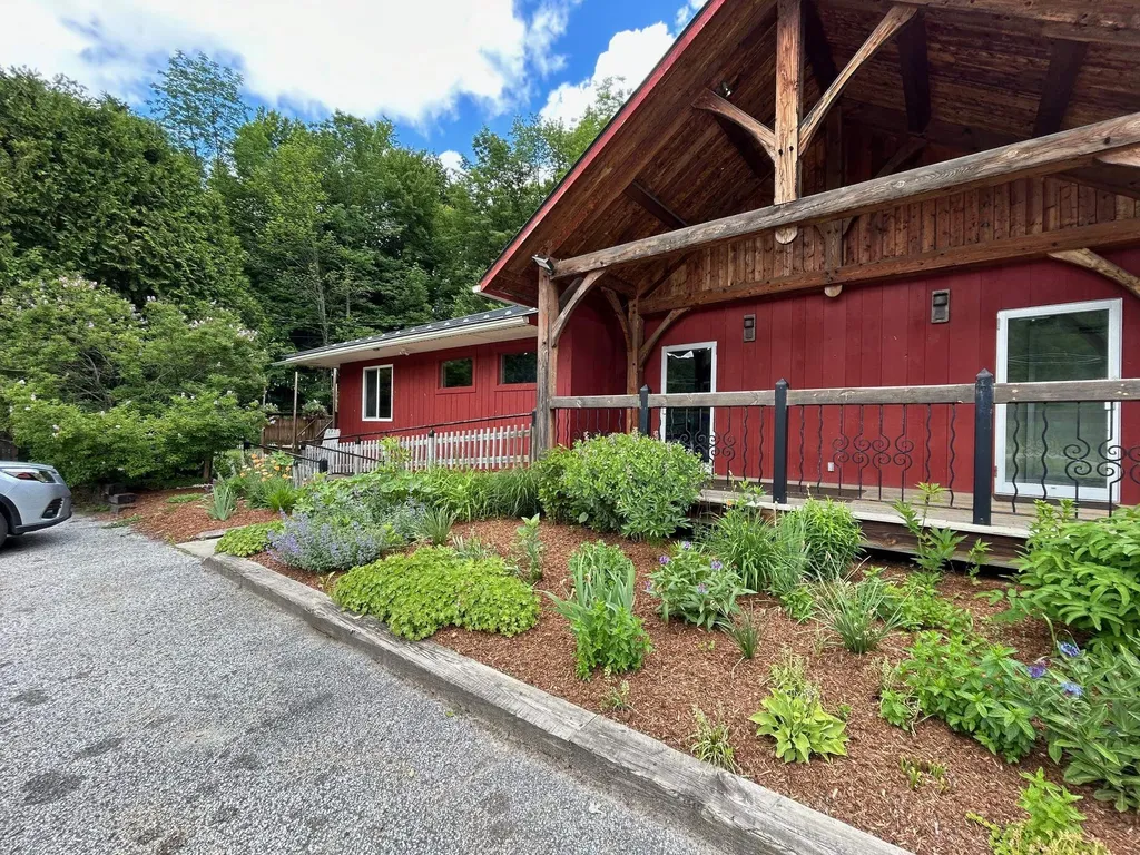 6163 Main Street Waitsfield VT 05673