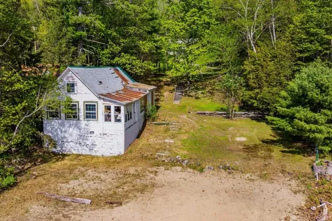 416 Shaker Boulevard Enfield NH 03748