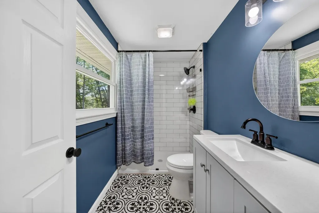 73 Valhalla Drive Milford NH 03055