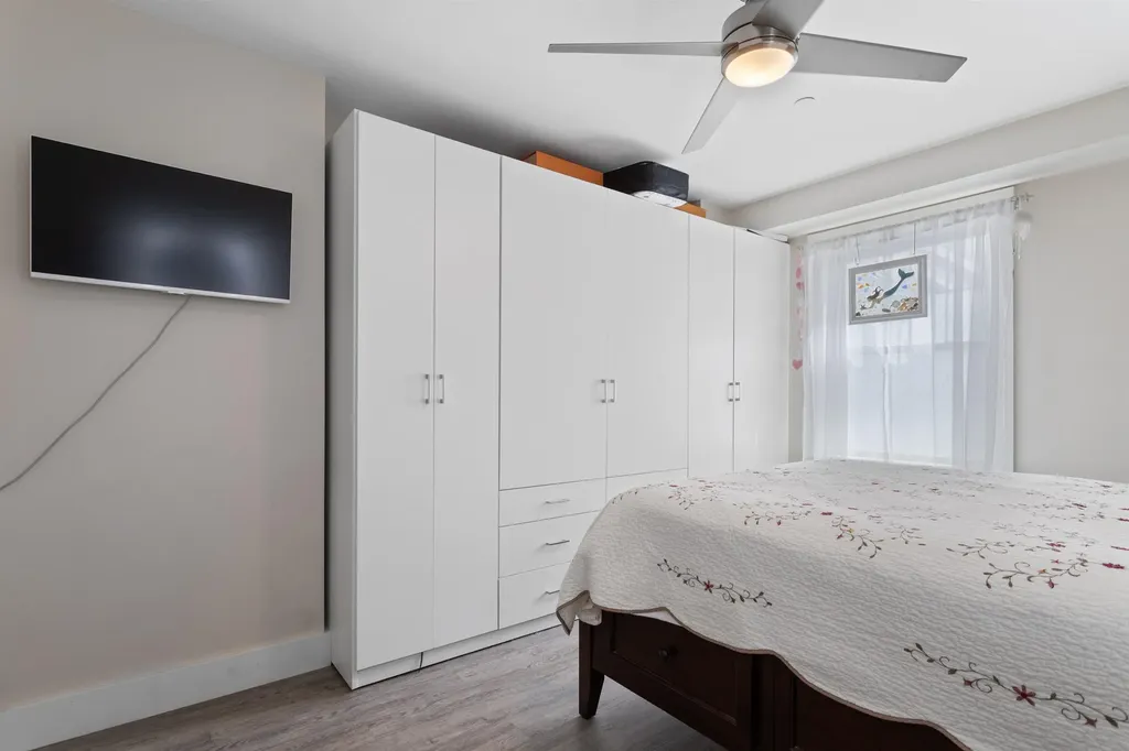 377 Ocean Boulevard Hampton NH 03842
