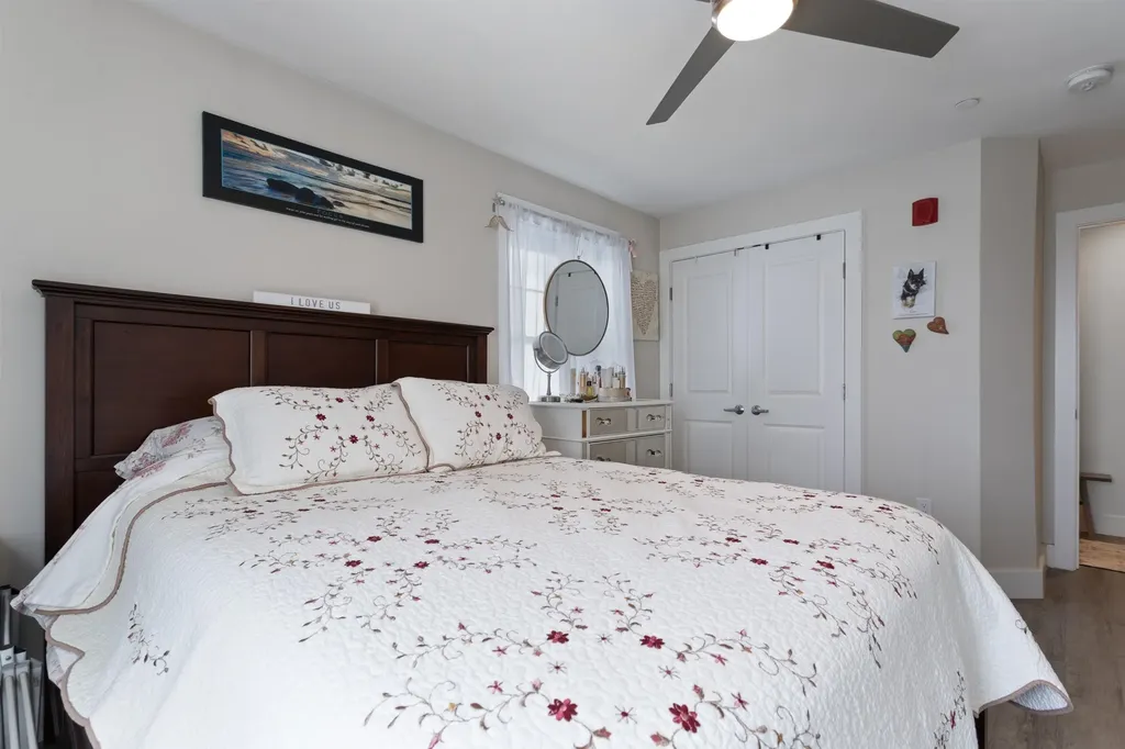 377 Ocean Boulevard Hampton NH 03842