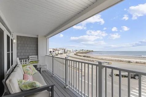 377 Ocean Boulevard Hampton NH 03842