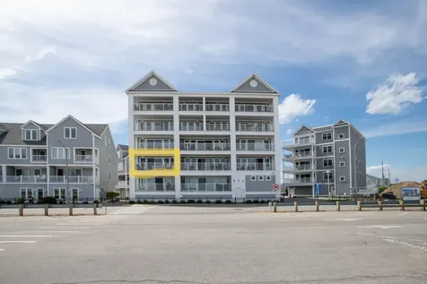 377 Ocean Boulevard Hampton NH 03842