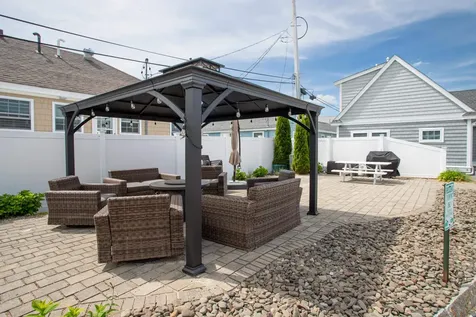 377 Ocean Boulevard Hampton NH 03842