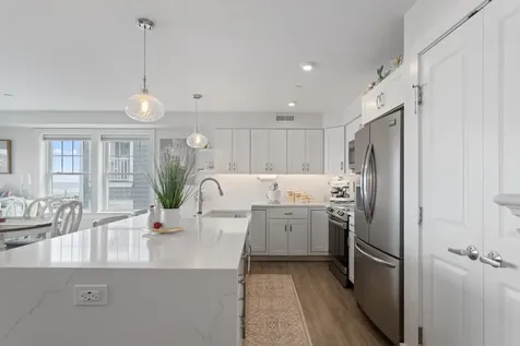 377 Ocean Boulevard Hampton NH 03842