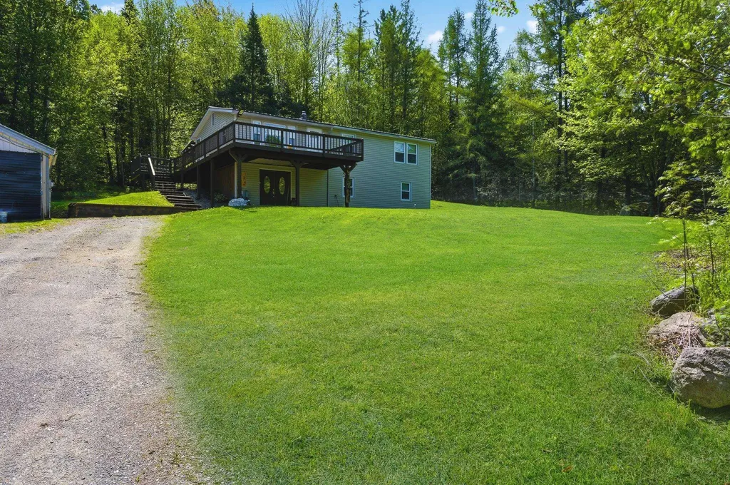 1326 Lost Nation Road Northumberland NH 03582