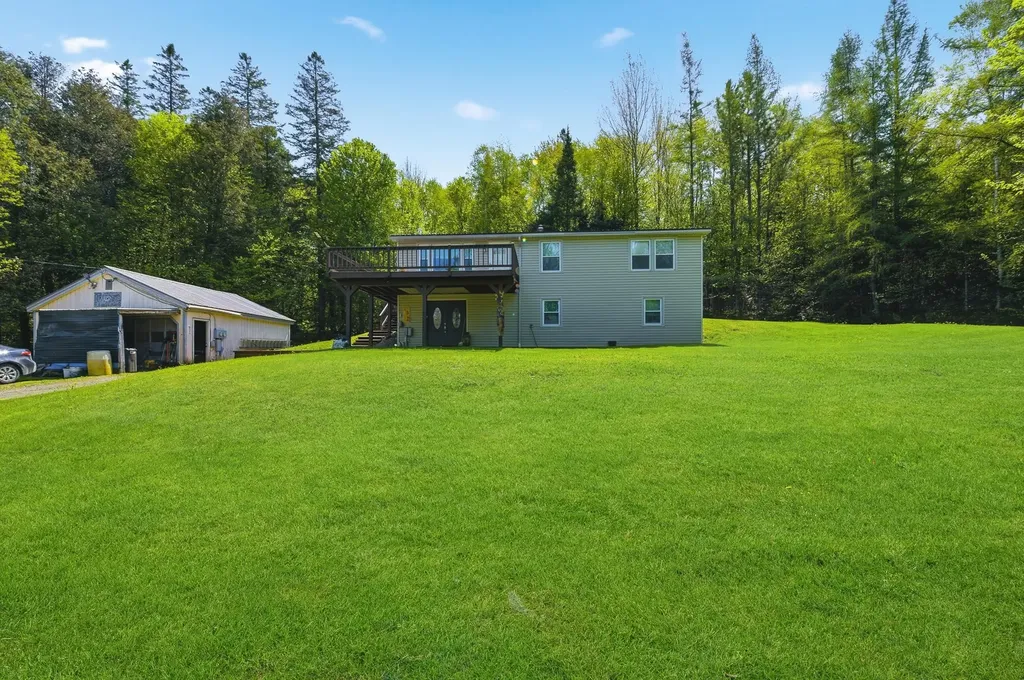 1326 Lost Nation Road Northumberland NH 03582