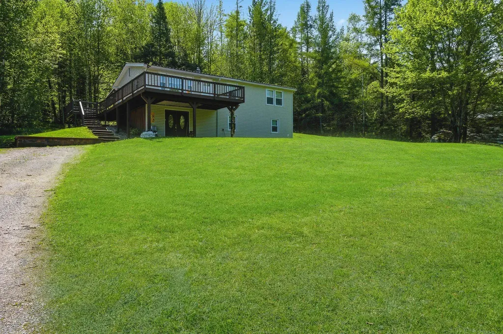 1326 Lost Nation Road Northumberland NH 03582