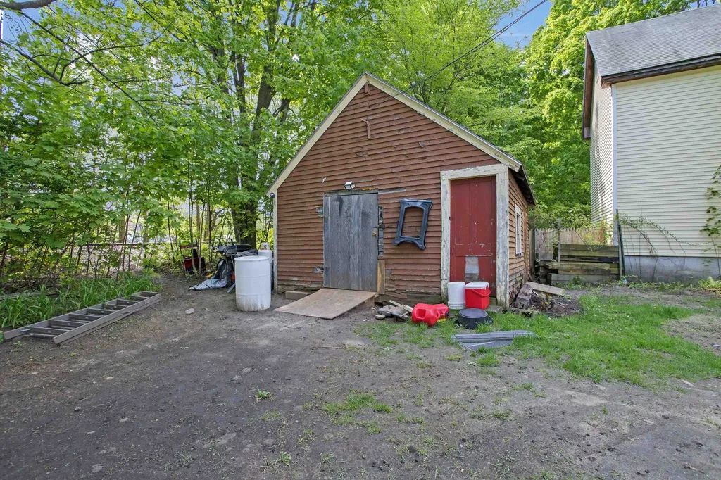 107 Messer Street Laconia NH 03246