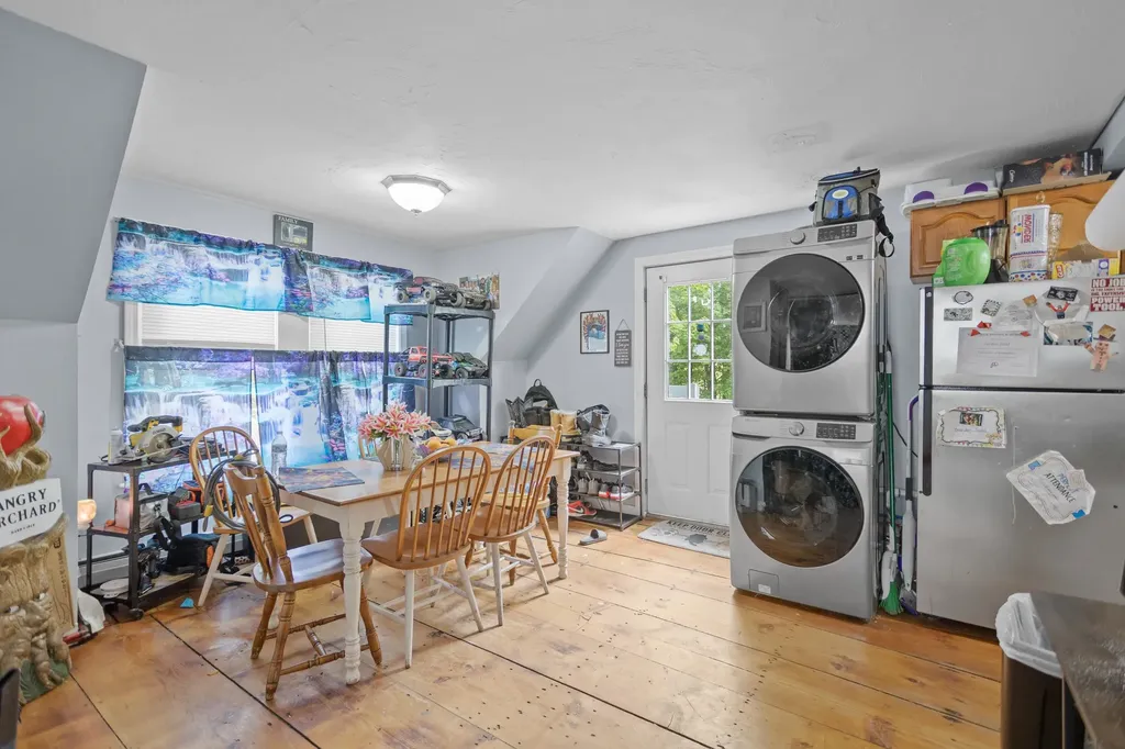 107 Messer Street Laconia NH 03246