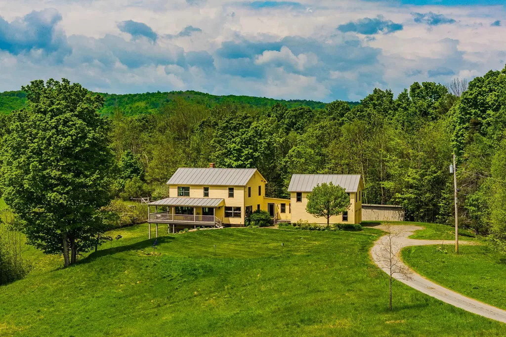 89 Jordan Road Strafford VT 05072