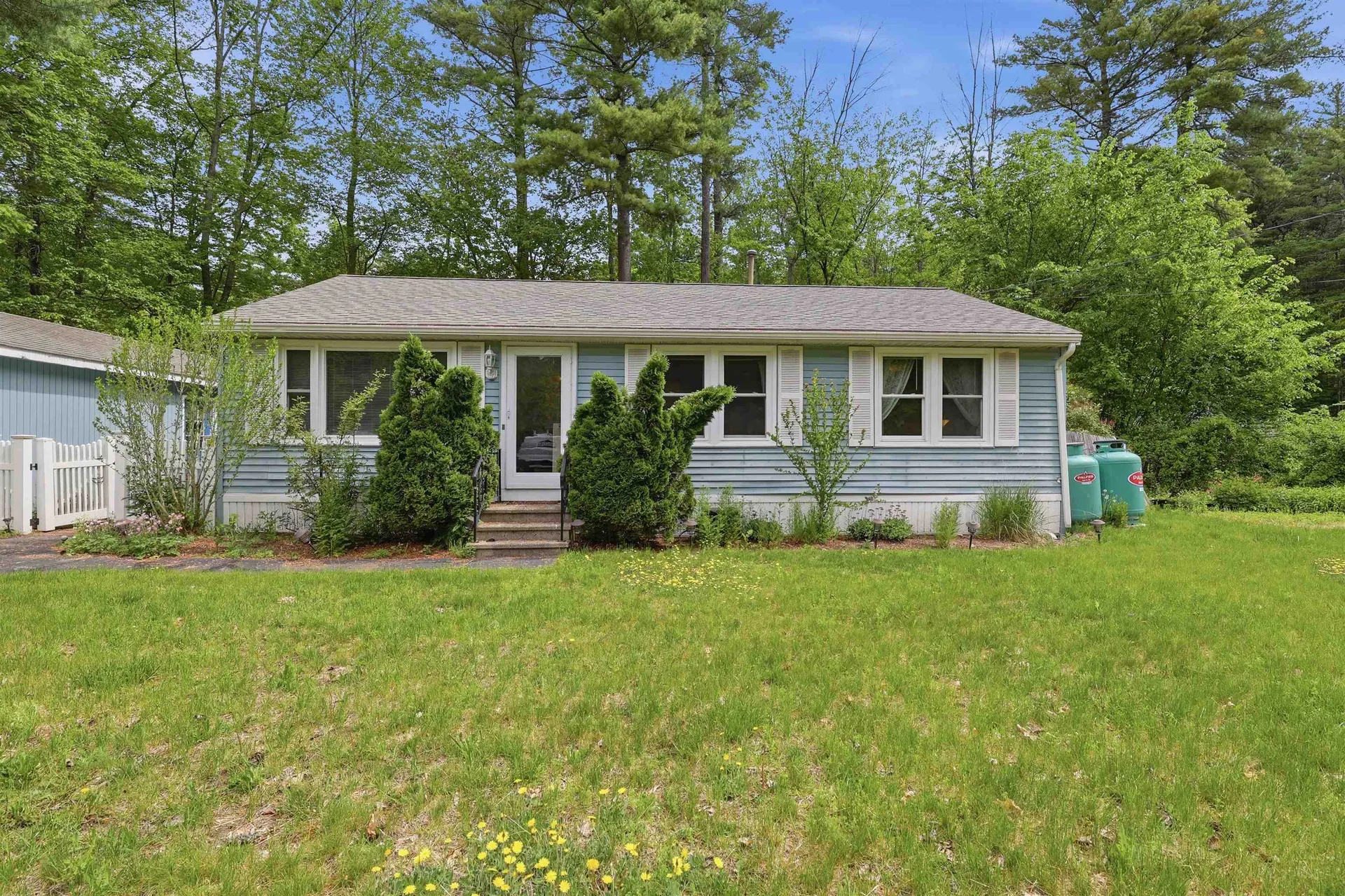 63 Trestle Brook Drive Nashua NH 03062