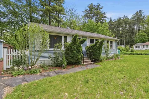 63 Trestle Brook Drive Nashua NH 03062