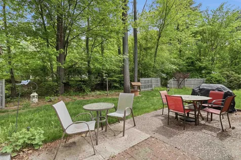 63 Trestle Brook Drive Nashua NH 03062
