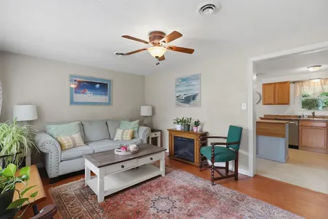 63 Trestle Brook Drive Nashua NH 03062