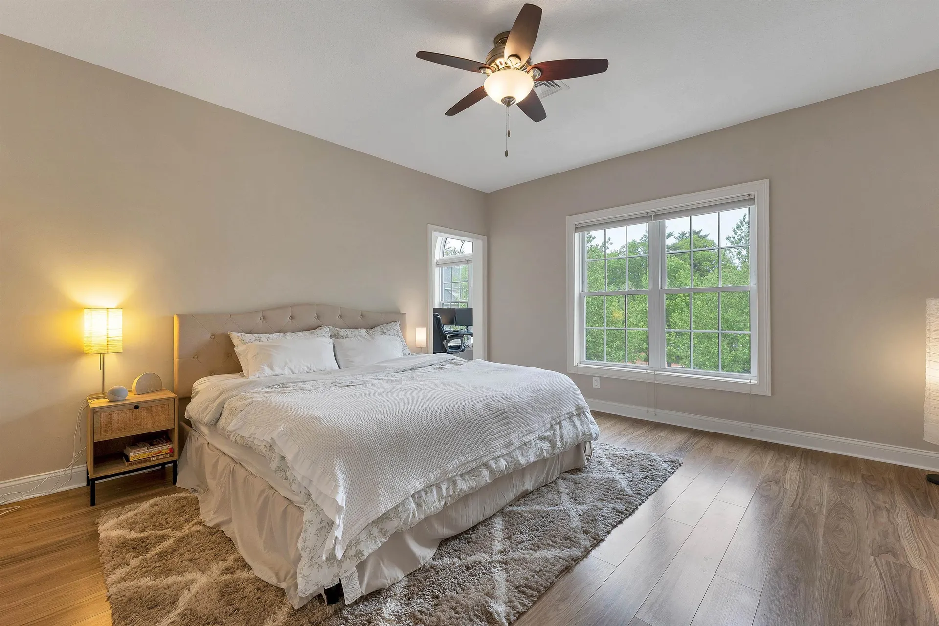 17 Roundabout Way Manchester NH 03102