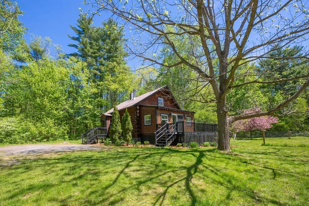 288 Woodward Road Haverhill NH 03774
