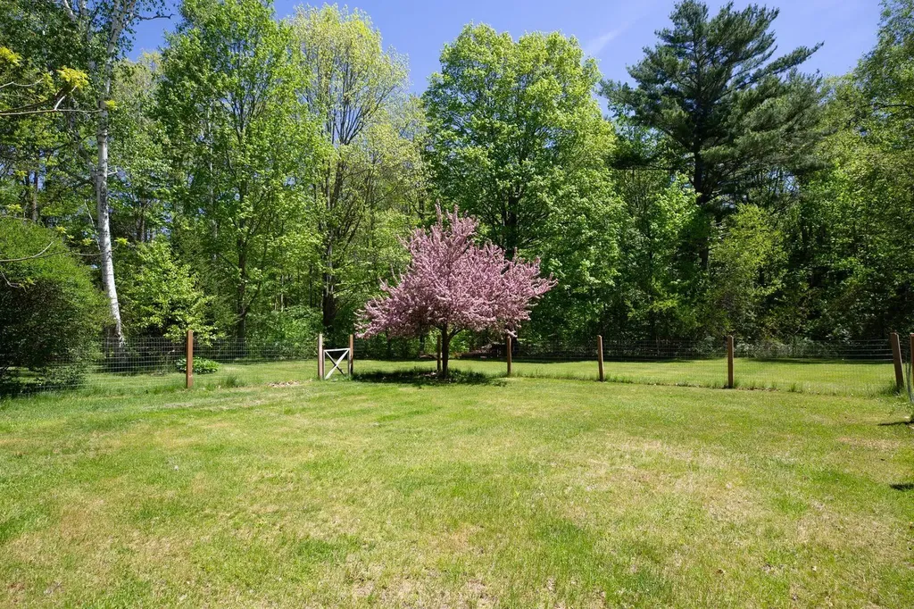 288 Woodward Road Haverhill NH 03774