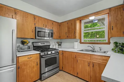 16 Colbert Street Essex Junction VT 05452