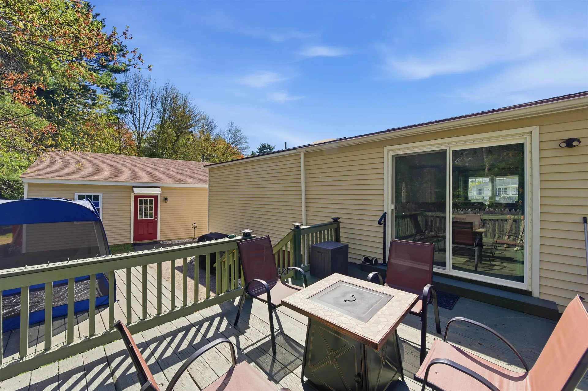 21 Lilac Court Raymond NH 03077
