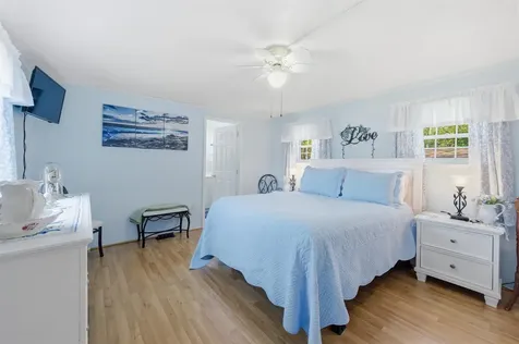 21 Lilac Court Raymond NH 03077