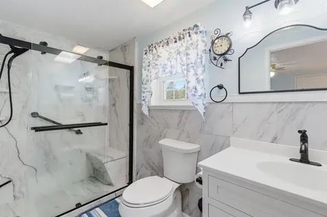 21 Lilac Court Raymond NH 03077