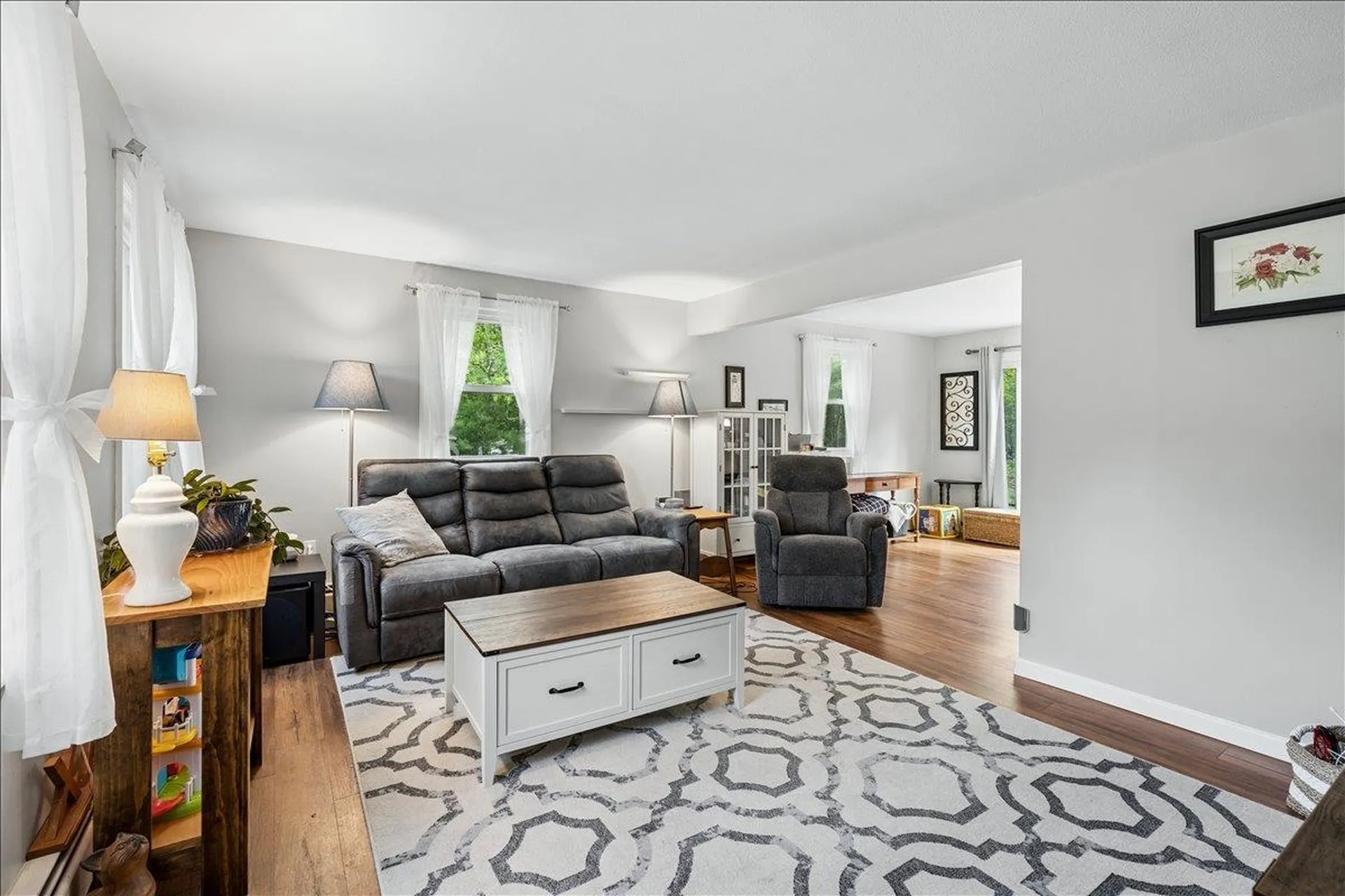 14 Maplewood Drive Londonderry NH 03053