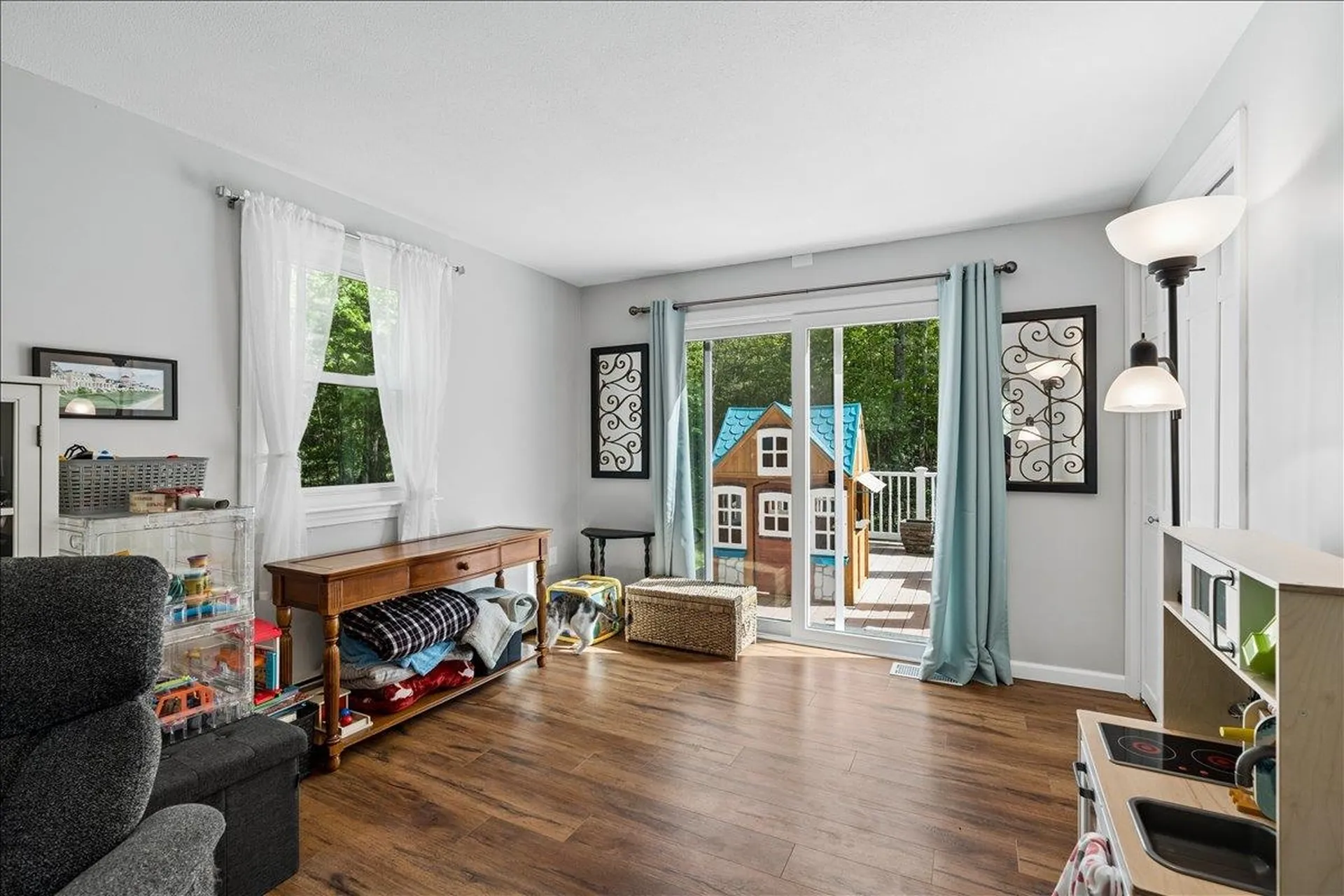 14 Maplewood Drive Londonderry NH 03053