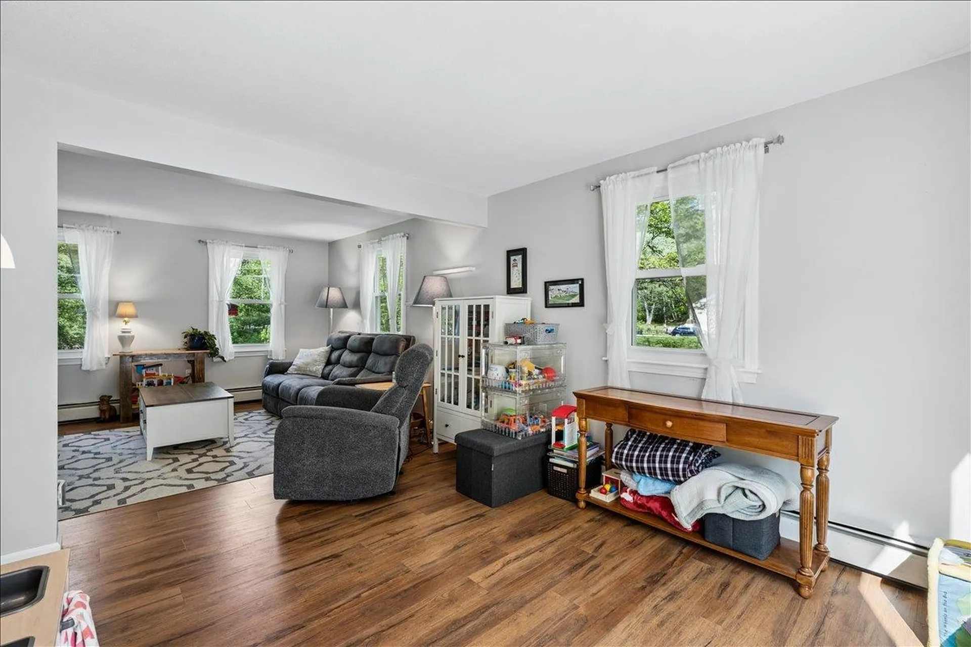 14 Maplewood Drive Londonderry NH 03053