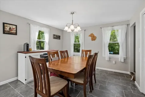 14 Maplewood Drive Londonderry NH 03053