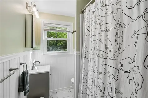 14 Maplewood Drive Londonderry NH 03053
