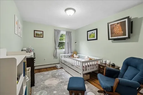 14 Maplewood Drive Londonderry NH 03053