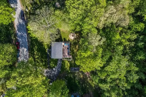 14 Maplewood Drive Londonderry NH 03053