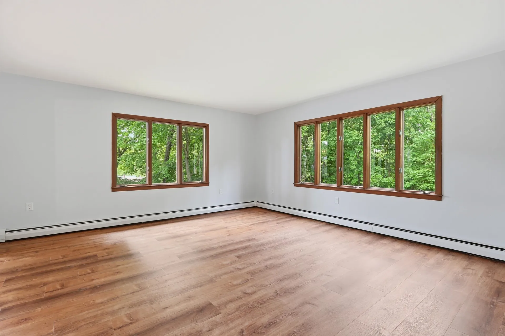 85 Whitney Avenue Manchester NH 03104