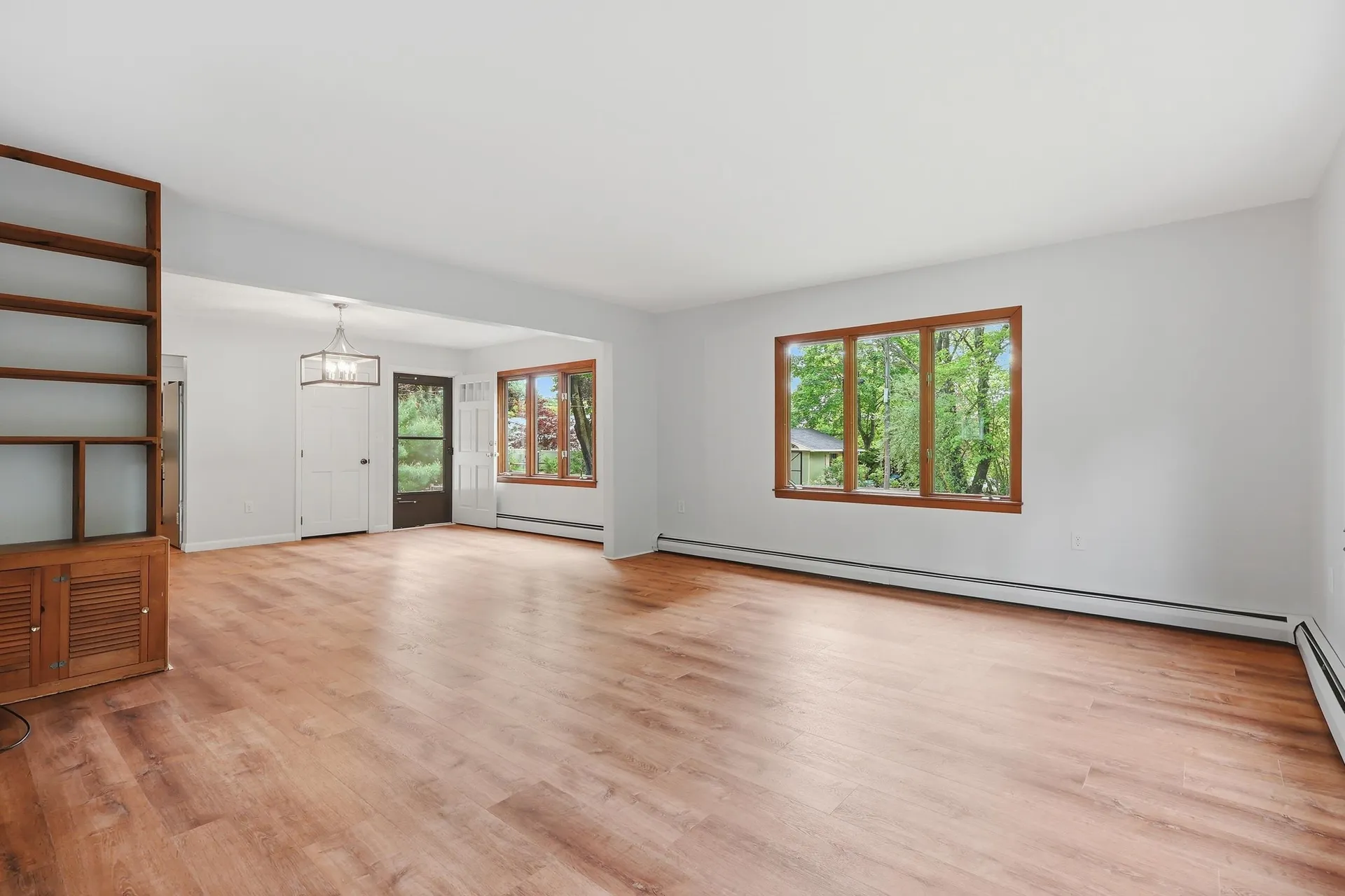 85 Whitney Avenue Manchester NH 03104
