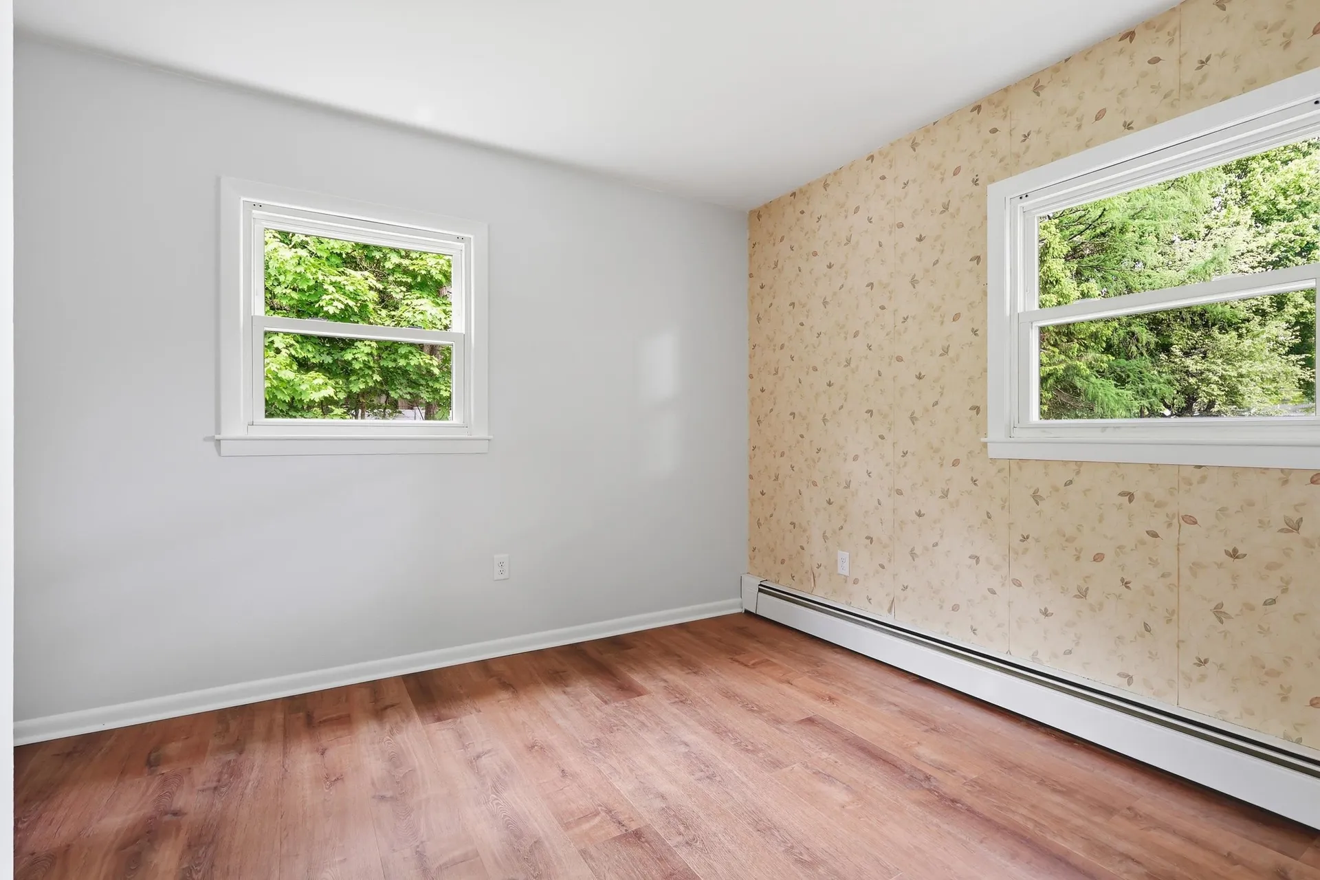 85 Whitney Avenue Manchester NH 03104