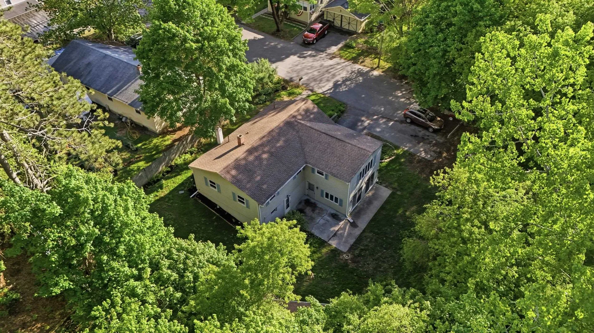 85 Whitney Avenue Manchester NH 03104