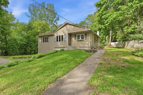 85 Whitney Avenue Manchester NH 03104