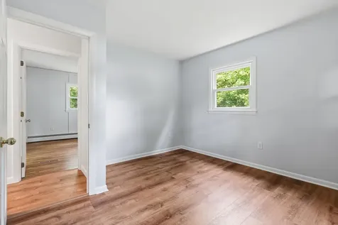 85 Whitney Avenue Manchester NH 03104