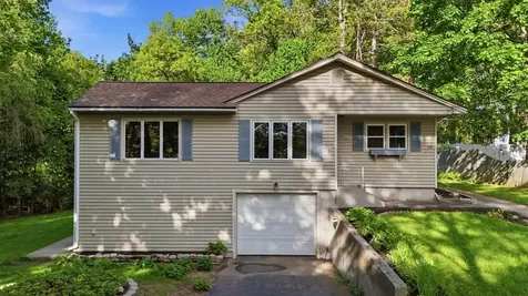 85 Whitney Avenue Manchester NH 03104